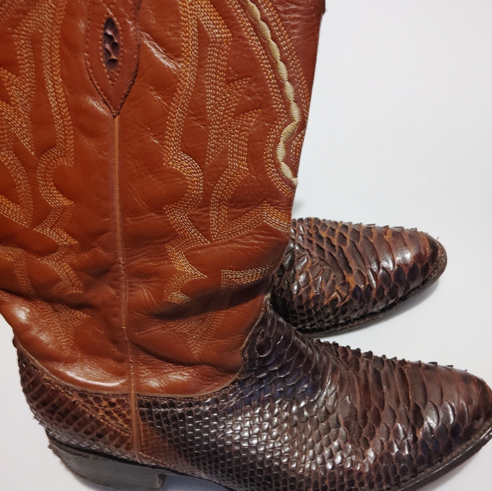 Genuine phyton men boots